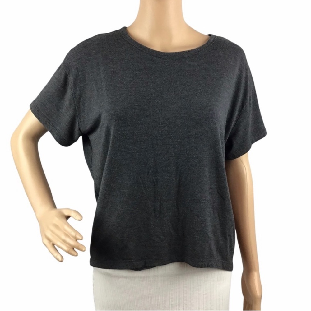 Athleta Cloudlight Open Back Tee Size M Gray Short Sleeve